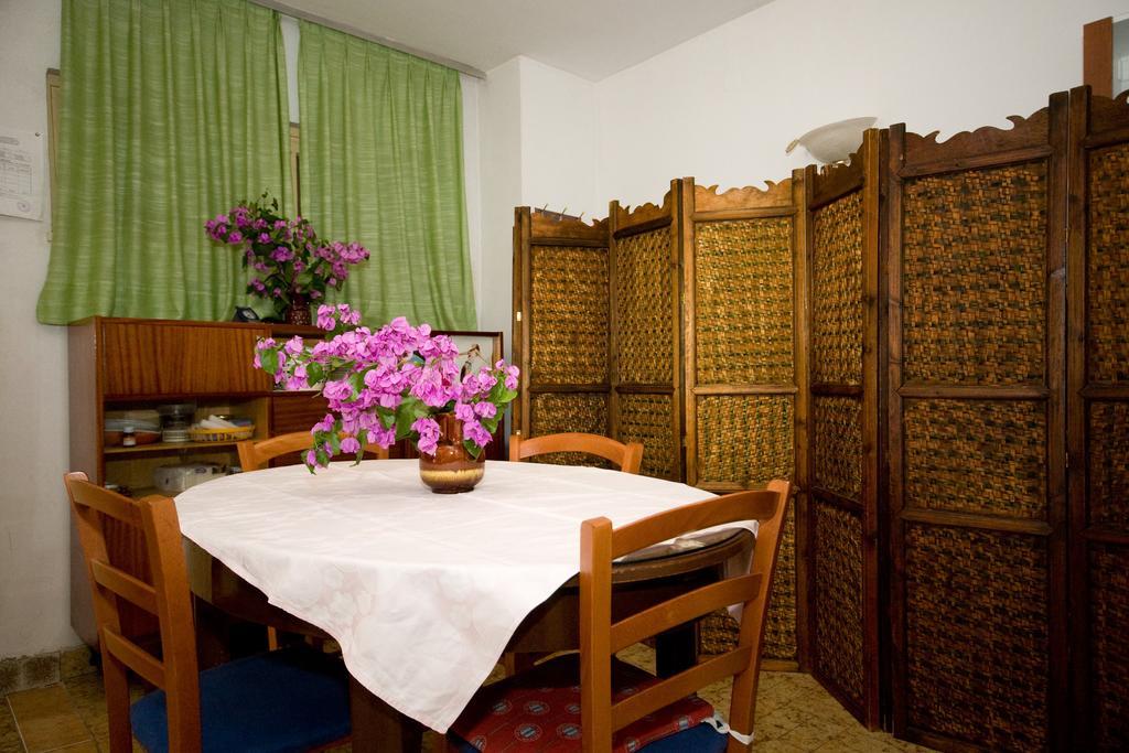 Guesthouse Neretvanka Dubrovnik Rum bild